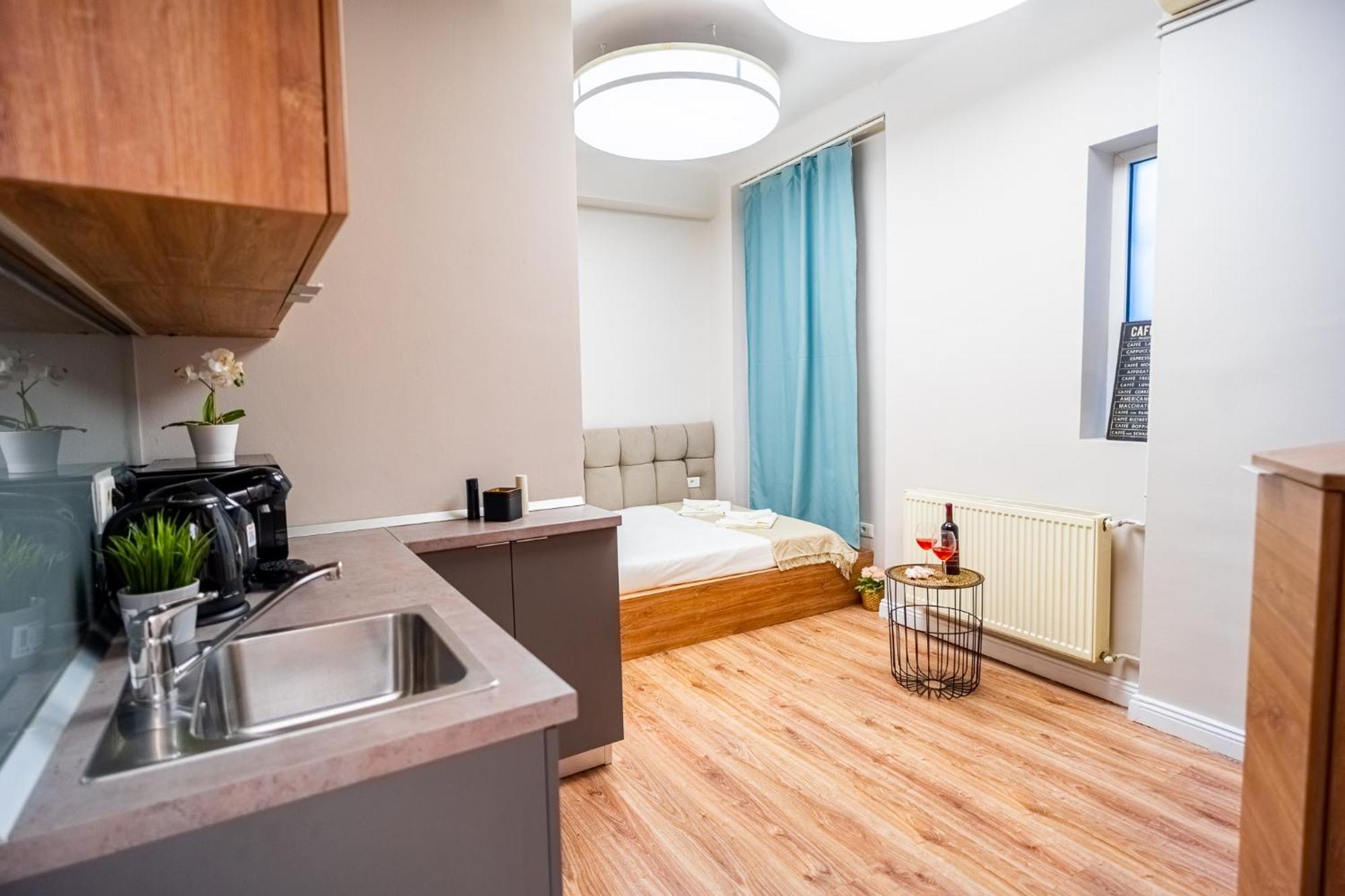 Cozy Apartments Near Calea Victoriei Bucharest Exterior photo