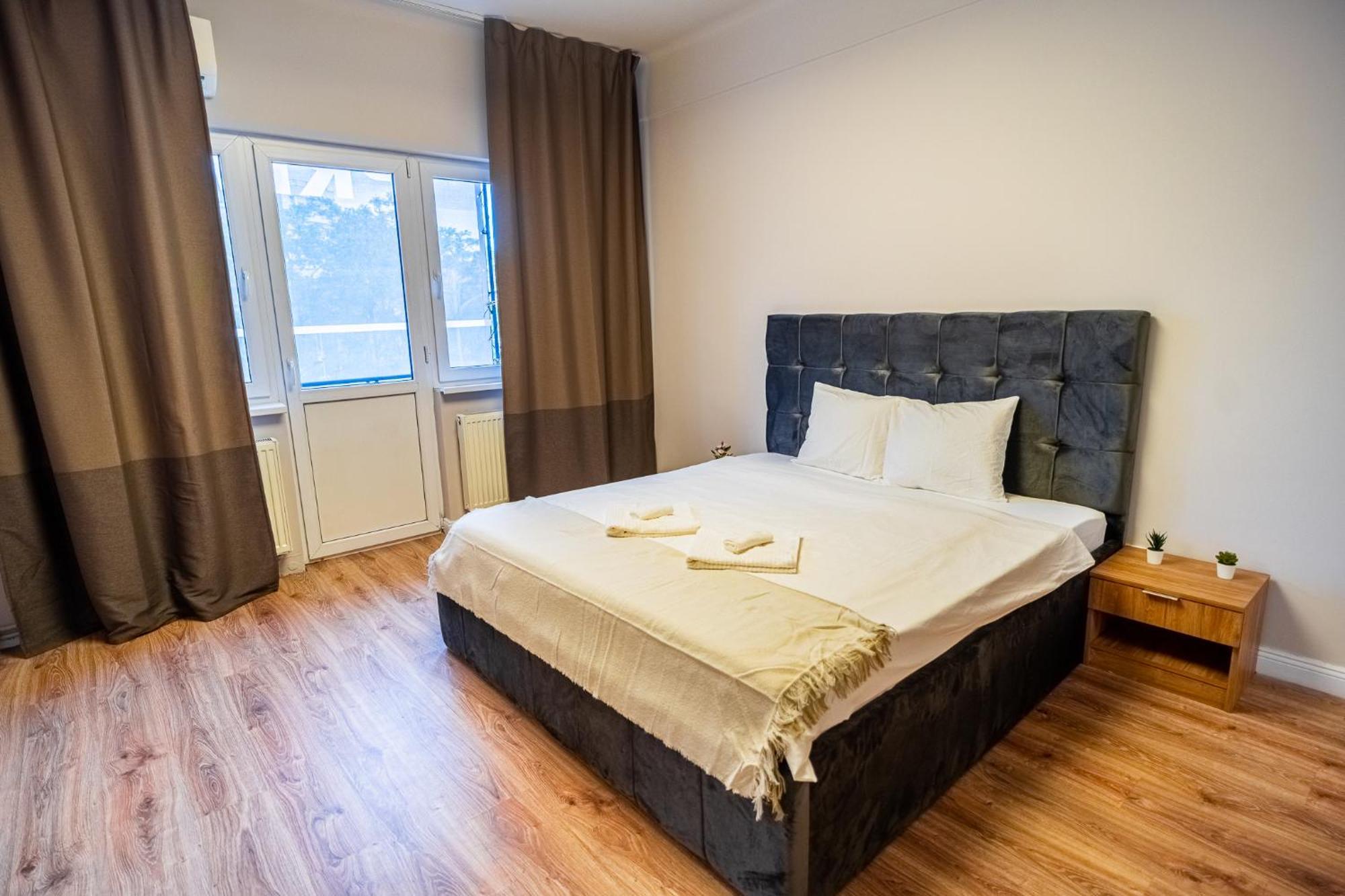 Cozy Apartments Near Calea Victoriei Bucharest Exterior photo